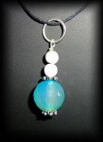 BLUE AGATE+MAGNESITE PENDANT ( 10gr/2.7cm)