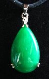 TEAR JADE PENDANT (5gr/2.5cm)