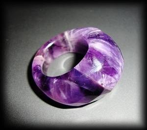 CARVED AMETHYST RING(25gr/size)