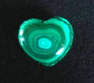 MALACHITE HEART ( 60gr/4cm)