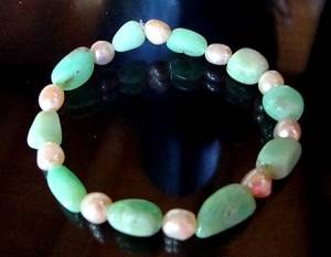 CHRYSOPRASE+PEARLS BRACELET(19gr/elastic)