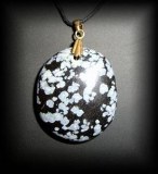 SNOW FLAKE OBSIDIAN PENDANT ( 23gr/3.5cm)