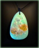 CHRYSOPRASE PENDANT 3 ( 30gr/ 3.9cm)