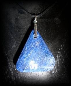 DUMORTIERITE PENDANT 2(20gr/3.2cm)