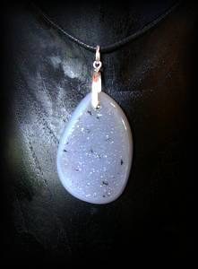 CRYSTALLIZED AGATE PENDANT(15gr/4.4cm)