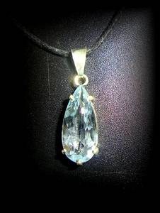 AQUAMARINE PENDANT ( 6gr/2.cm)