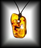 AMBER PENDANT ( 10gr/4.8cm)