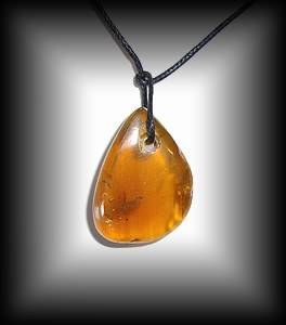 AMBER PENDANT4(7gr/2.7cm)