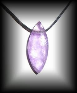 AMETHYSTE PENDANT(10 gr/3.8 cm)