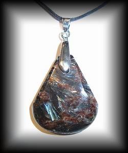 ASTROPHILLITE PENDANT 5(215 gr/4 cm)