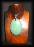 CABOCHON AVENTURINE PENDANT ( 20 gr/4 cm)