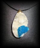 MAGNETIC CAVANSITE PENDANT (19 gr/3.5 cm)