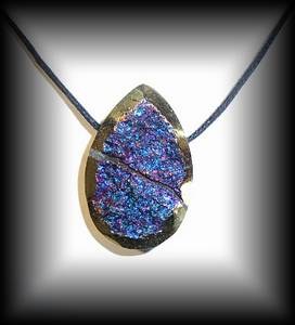 CHALCOPYRITE PENDANT 5( 25 gr/3.5 cm)