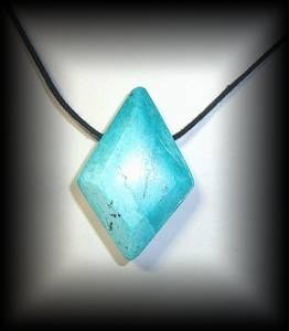 CHRYSOCOLLA MAGNESIUM PENDANT 4( 20 gr/4.5 cm)