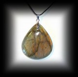 DROP LABRADORITE PENDANT ( 20gr/3.7cm)