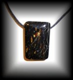 NUUMITE PENDANT 3(19 gr/3.1 cm)