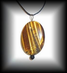 TIGER EYE PENDANT ( 15 gr/4 cm)