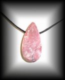 PETALITE PENDANT (15 gr/3.8 cm)