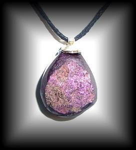 MAGNETIC PURPURITE PENDANT 2( 15 gr/2.5 cm)