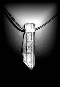 LEMURIEN QUARTZ PENDANT(10 gr/3.8 cm)