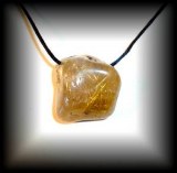 RUTILATED QUARTZ PENDANT ( 20 gr/2.5 cm)