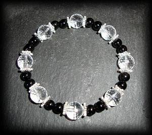 BRACELET TOURMALINE+QUARTZ FACETTE(30gr/élastique)