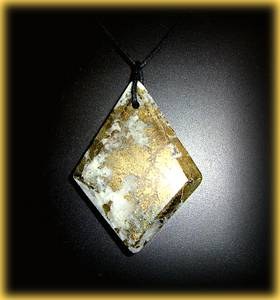 PENDENTIF QUARTZ PYRITE SAVOIE( 30gr/5.2cm)