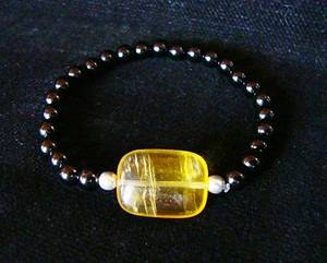 BRACELET FLUORITE JAUNE ( 12gr/élastique)