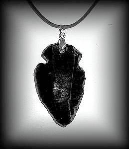 PENDENTIF FLECHE OBSIDIENNE APACHE ( 20gr/5.cm)