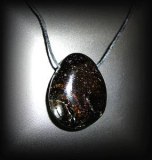 PENDENTIF TOURMALINE GALET 2( 15gr/3cm)