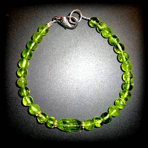 BRACELET PERIDOT4(15gr/fermoir)