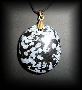 PENDENTIF OBSIDIENNE FLOCON DE NEIGE ( 23gr/3.5cm)