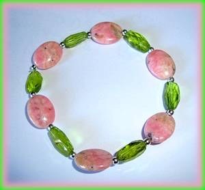 BRACELET RHODOCROSITE+PERIDOT FACETTE(22gr/élastique)