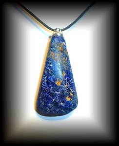 PENDENTIF AZURITE MAGNETIQUE(20 gr/3.6 cm)