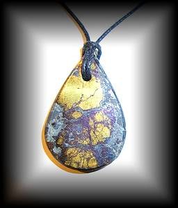 PENDENTIF BORNITE ( 20 gr/4 cm)