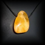 PENDENTIF CALCITE JAUNE GALET(15 gr/3 cm)