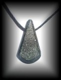 PENDENTIF CHROMITE4 (10 gr/ 3.3 cm)