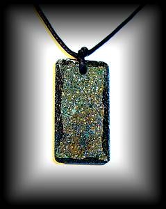 PENDENTIF CHROMITE BRUTE(25gr/4.cm)