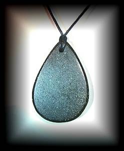 PENDENTIF CHROMITE(35 gr/4.6 cm)