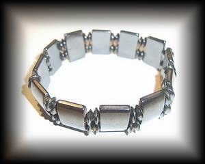 BRACELET HEMATITE MAGNETIQUE(45 gr/élastique)