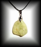 PENDENTIF HIDDENITE 2(16 gr/2.6 cm)