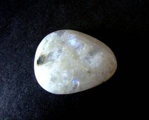 LABRADORITE BLANCHE(35 gr/4.2 cm)