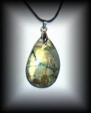 PENDENTIF LABRADORITE 9(10 gr/3.1 cm)