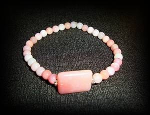 BRACELET OPALE ROSE(15gr/élastique)