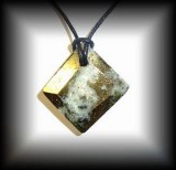 PENDENTIF PYRITE+QUARTZTAILLEE(20gr/3cm)