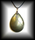 PENDENTIF PYRITE GOUTTE(30 gr/4 cm)