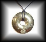 PENDENTIF PYRITE DONUT(21 gr/4 cm)