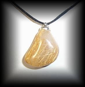 PENDENTIF QUARTZ RUTILE MAGNETIQUE2(12 gr/2.8 cm)