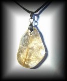 PENDENTIF QUARTZ RUTILE ( 6 gr/3.2 cm)