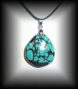 PENDENTIF TURQUOISE 4(8 gr/2.5 cm)